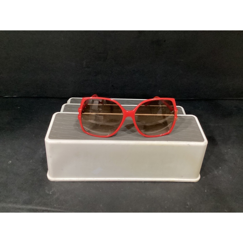 Vintage TAIWAN R.O.C. Oversized Sunglasses Red Gold Plastic Metal